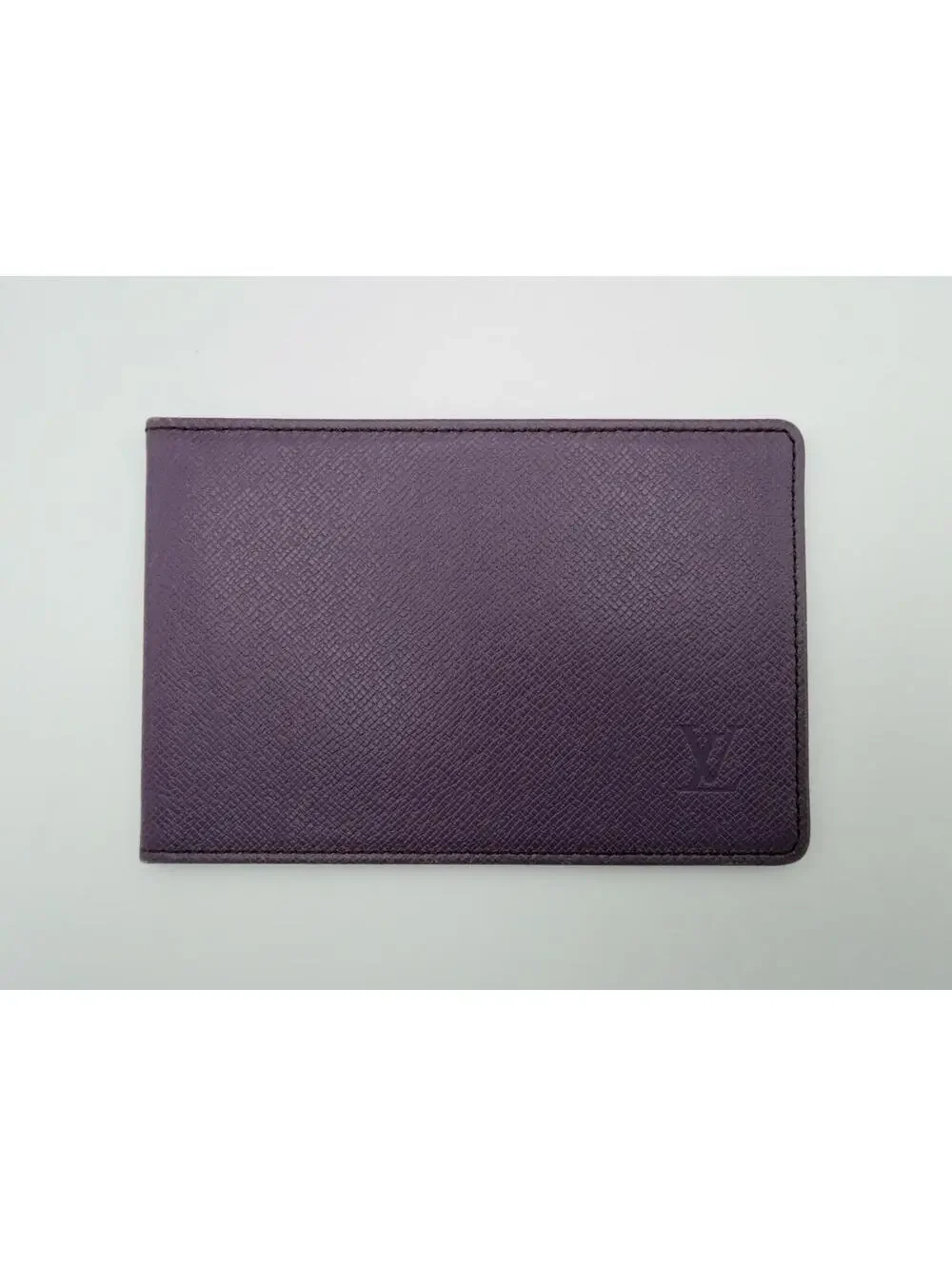 Authentic LV Louis Vuitton Purple Taiga Leather Bifold Pass ID Card Case Holder